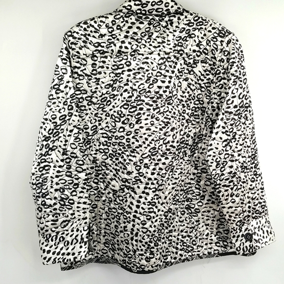 Vintage Quilted Art to Wear Unique Scenic Reversible 2-Sided Black&Silver Jacket - Picture 3 of 10